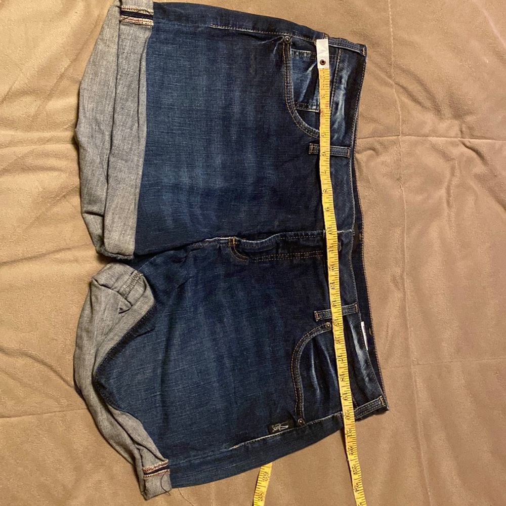 COPY - Silver shorts 16